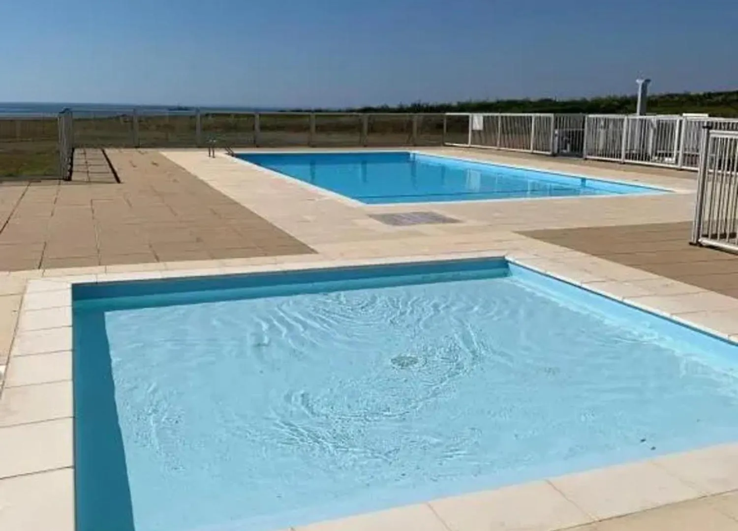 Seaside Tennis Apartment with Pool View in Guidel
